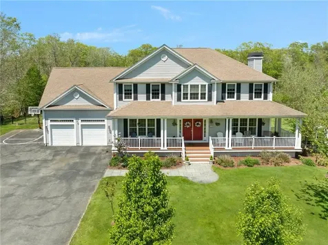 114 Teaberry Drive Tiverton RI 02878