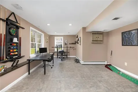 114 Teaberry Drive Tiverton RI 02878