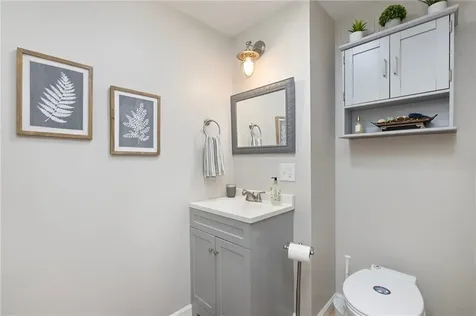 114 Teaberry Drive Tiverton RI 02878