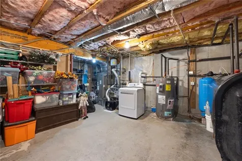 114 Teaberry Drive Tiverton RI 02878