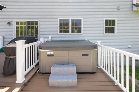 114 Teaberry Drive Tiverton RI 02878