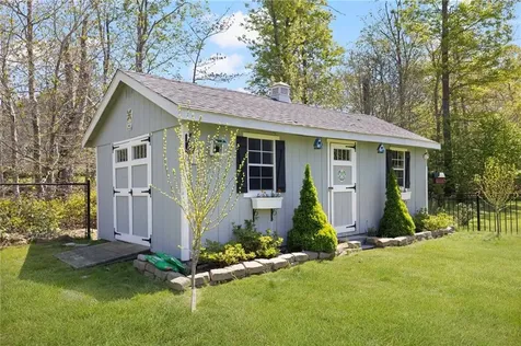 114 Teaberry Drive Tiverton RI 02878