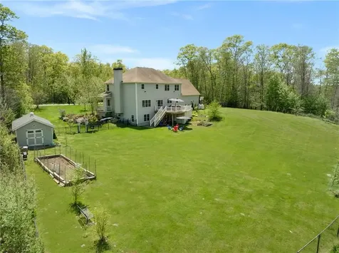 114 Teaberry Drive Tiverton RI 02878