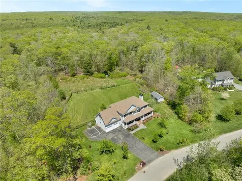 114 Teaberry Drive Tiverton RI 02878