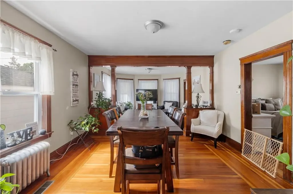 93 Pleasant Street Cranston RI 02910