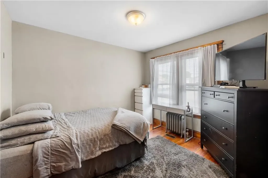 93 Pleasant Street Cranston RI 02910