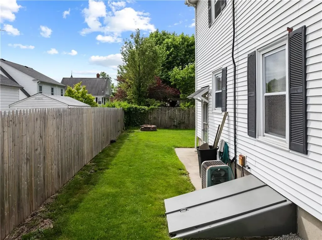 93 Pleasant Street Cranston RI 02910