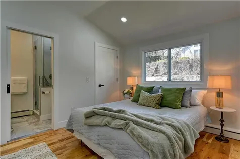 18 Sunset Lane Portsmouth RI 02871