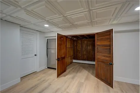 18 Sunset Lane Portsmouth RI 02871