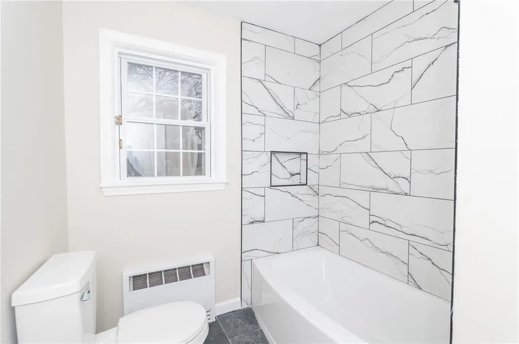 70 Enfield Avenue Providence RI 02908