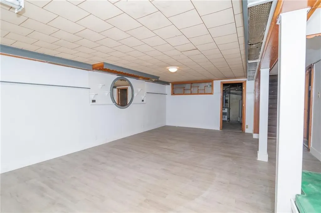 70 Enfield Avenue Providence RI 02908