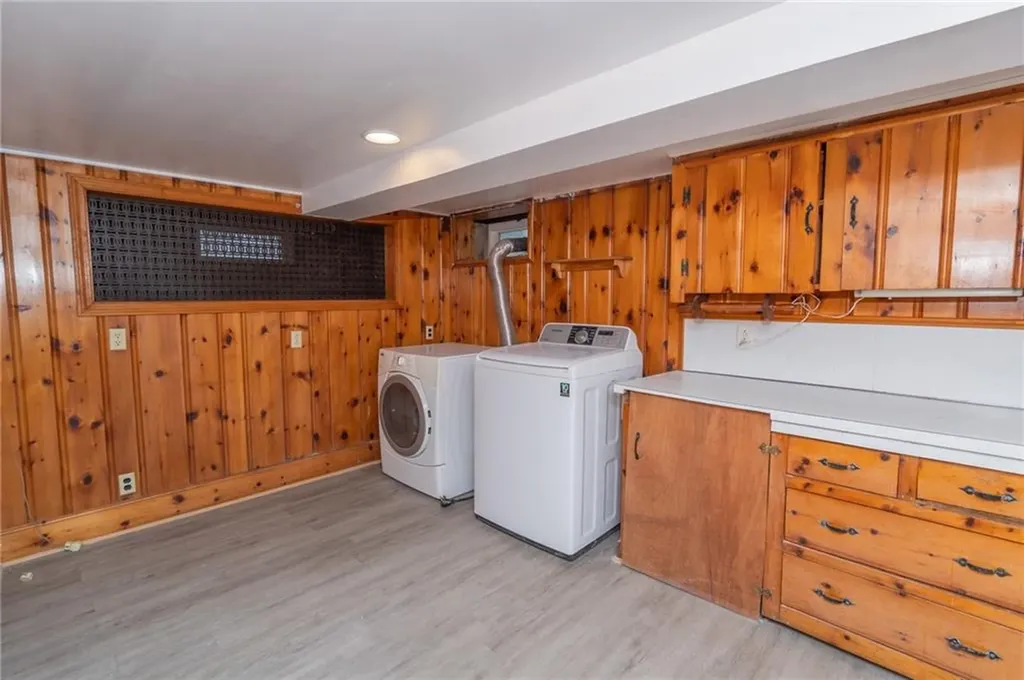 70 Enfield Avenue Providence RI 02908