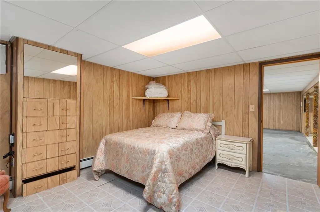 20 Loxley Road Providence RI 02908