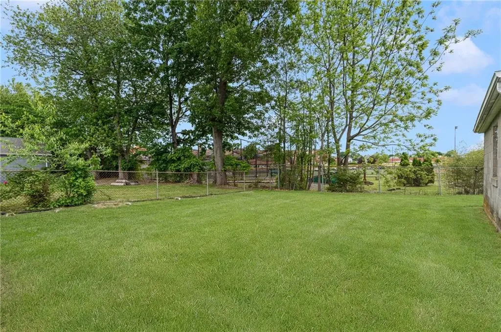 20 Loxley Road Providence RI 02908