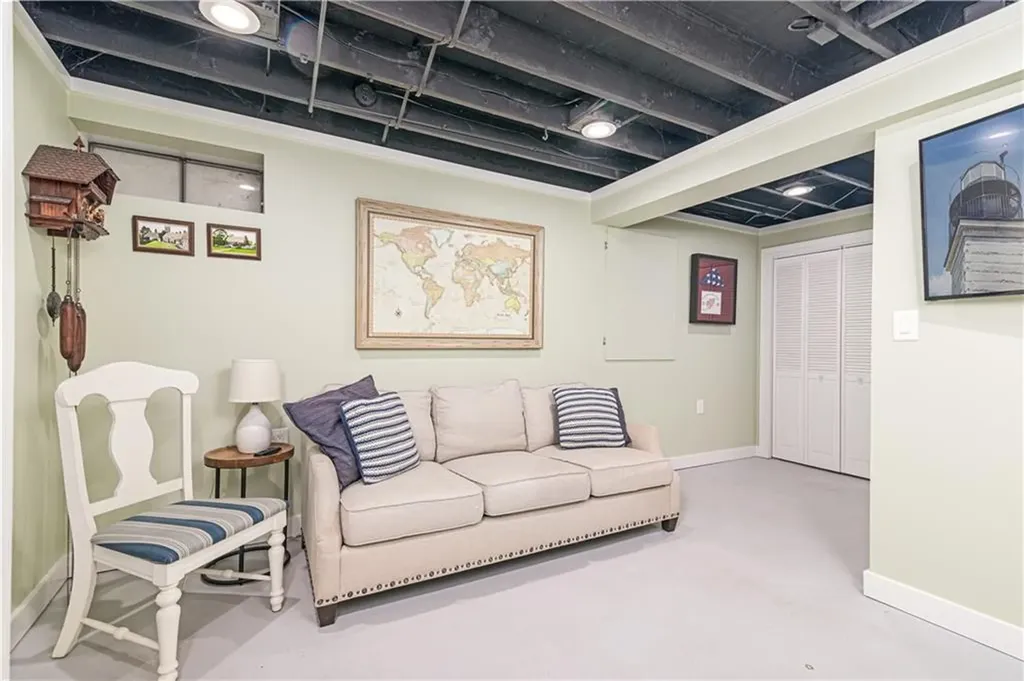 460 Schooner Avenue Jamestown RI 02835