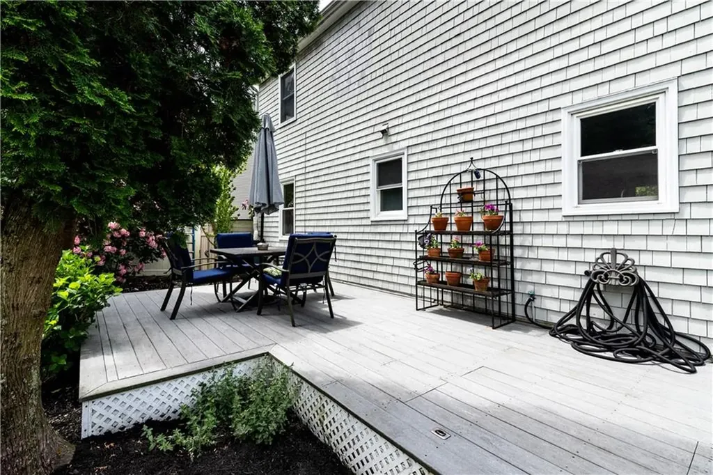 460 Schooner Avenue Jamestown RI 02835