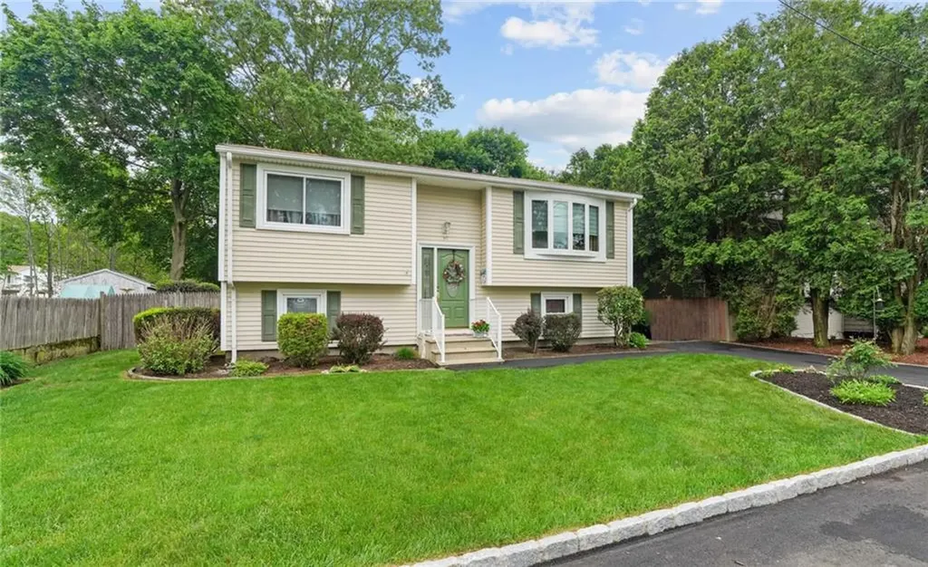 52 Eddy Street North Providence RI 02911