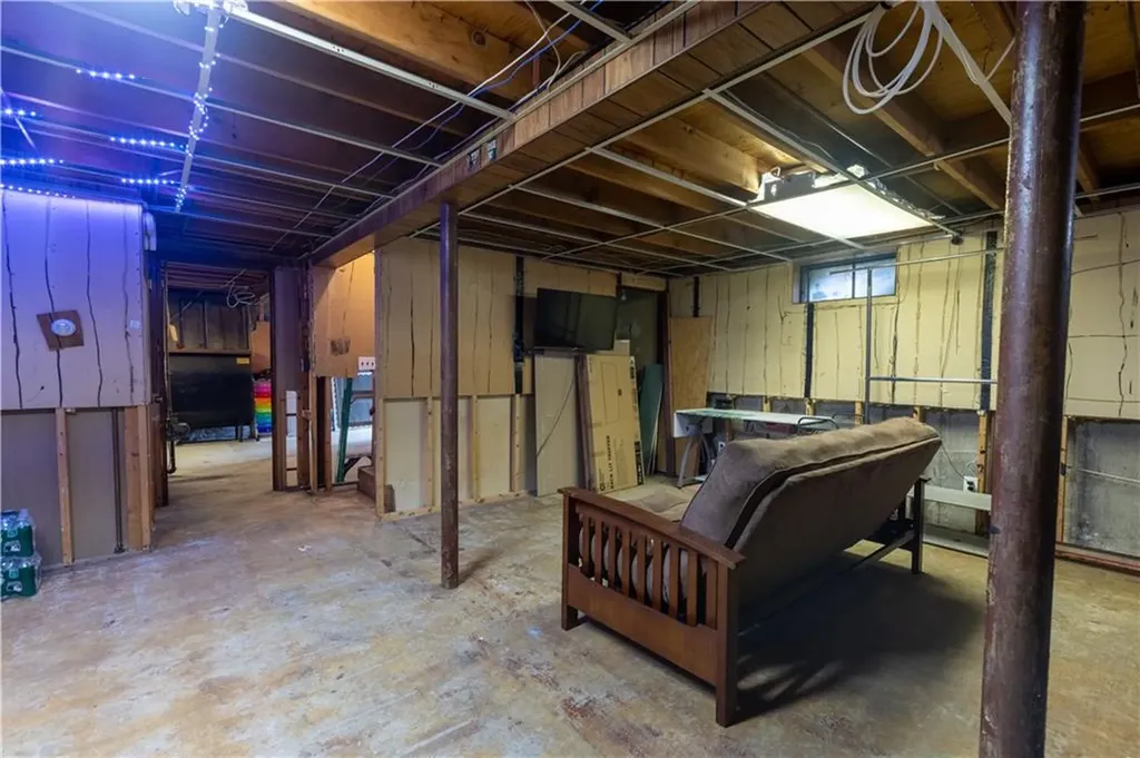 71 Julian Street Pawtucket RI 02861