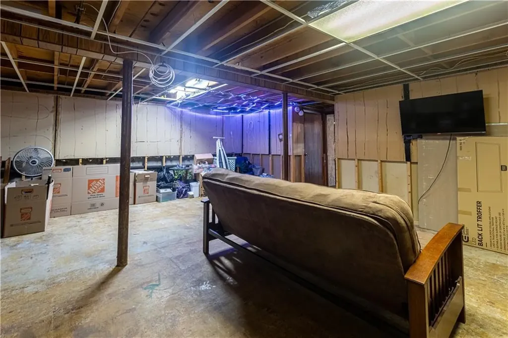 71 Julian Street Pawtucket RI 02861