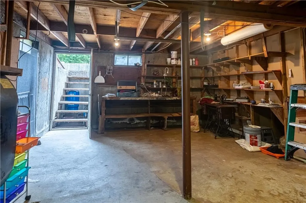 71 Julian Street Pawtucket RI 02861