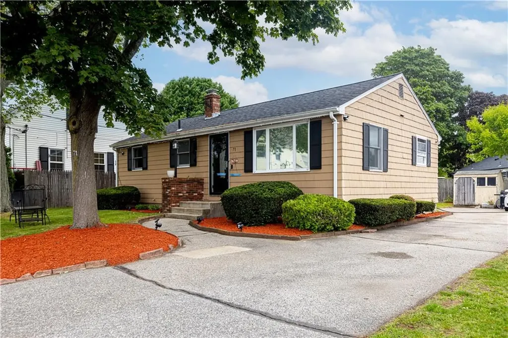 71 Julian Street Pawtucket RI 02861