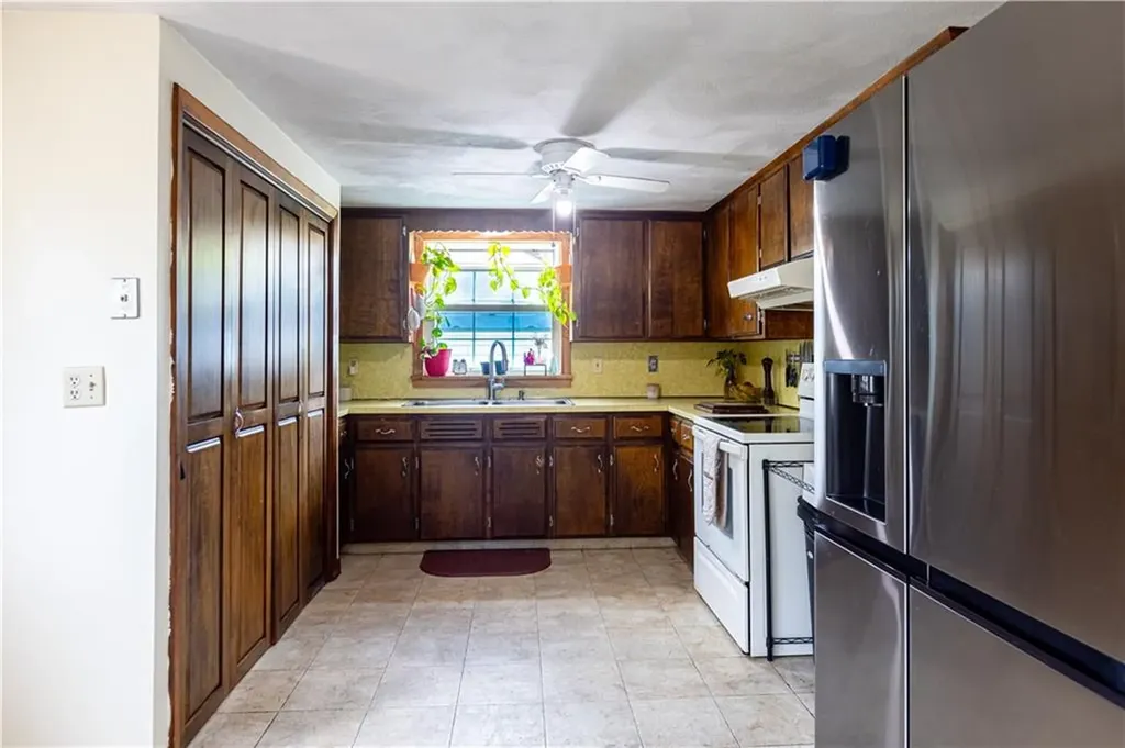 71 Julian Street Pawtucket RI 02861