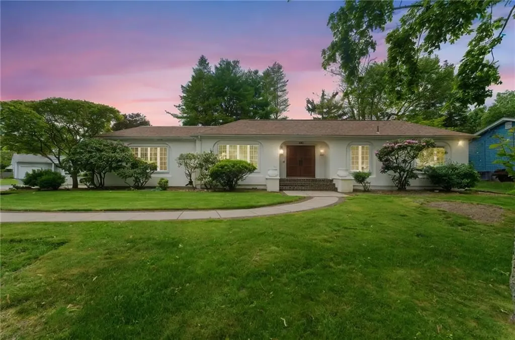 461 Narragansett Parkway Warwick RI 02888