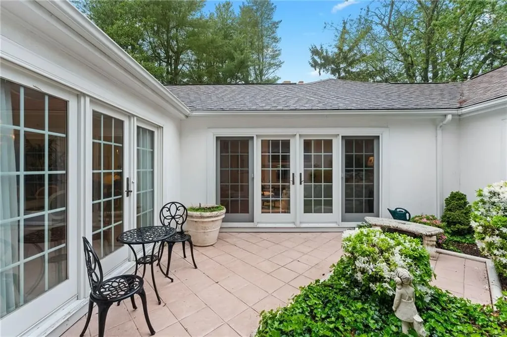 461 Narragansett Parkway Warwick RI 02888