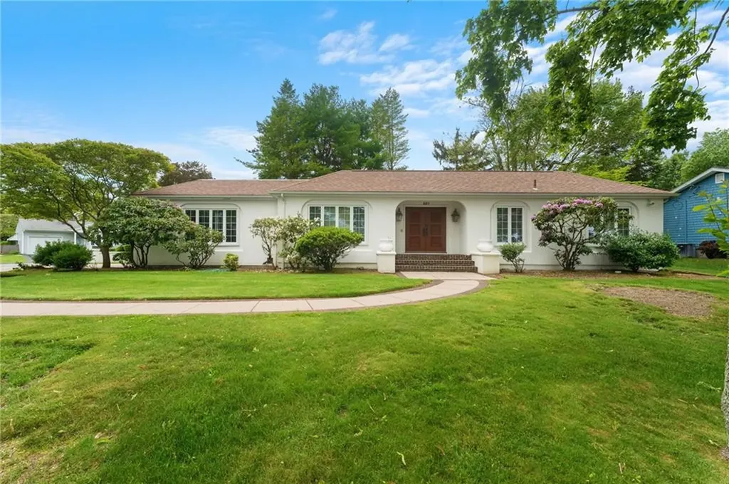 461 Narragansett Parkway Warwick RI 02888