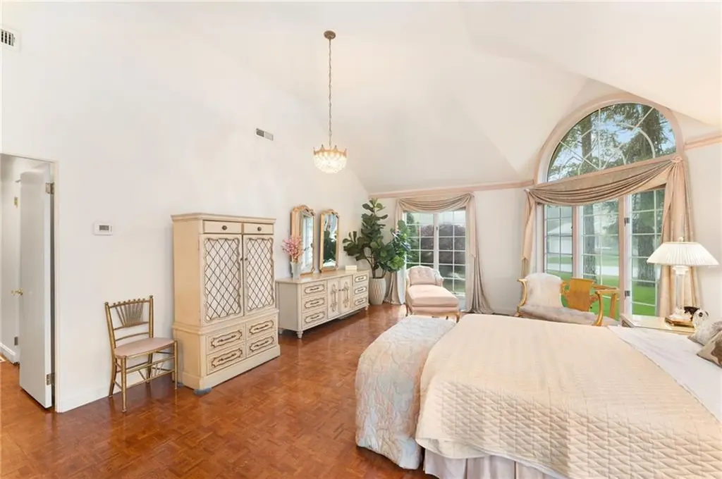 461 Narragansett Parkway Warwick RI 02888