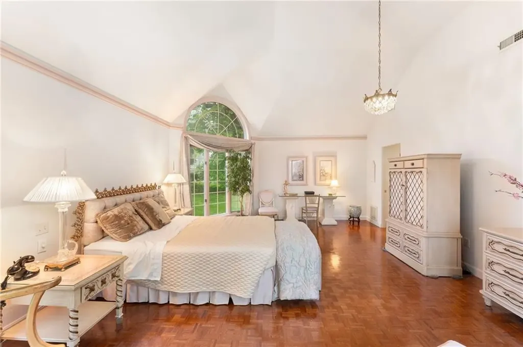 461 Narragansett Parkway Warwick RI 02888