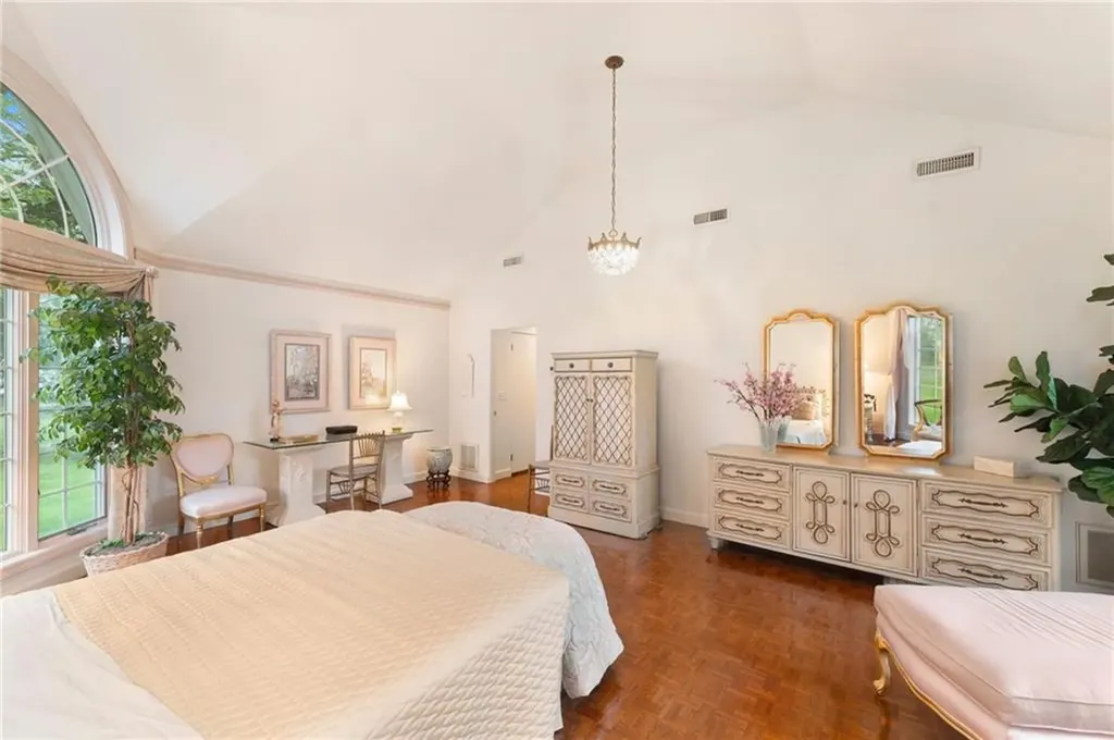 461 Narragansett Parkway Warwick RI 02888