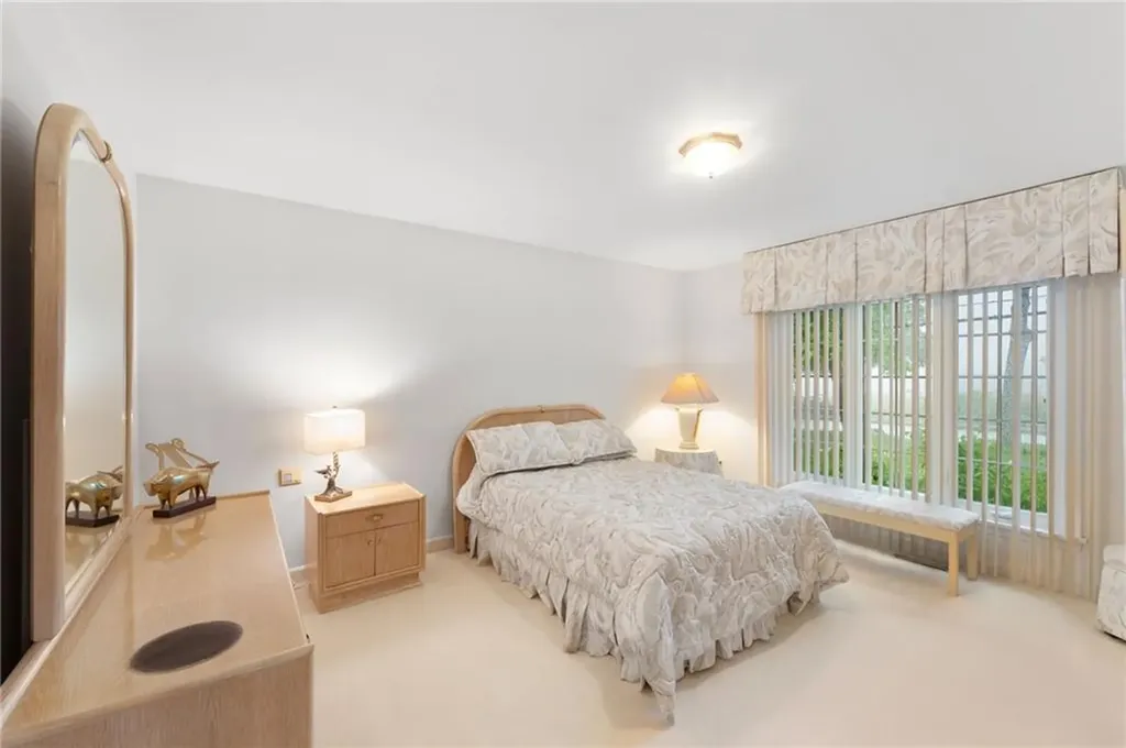 461 Narragansett Parkway Warwick RI 02888