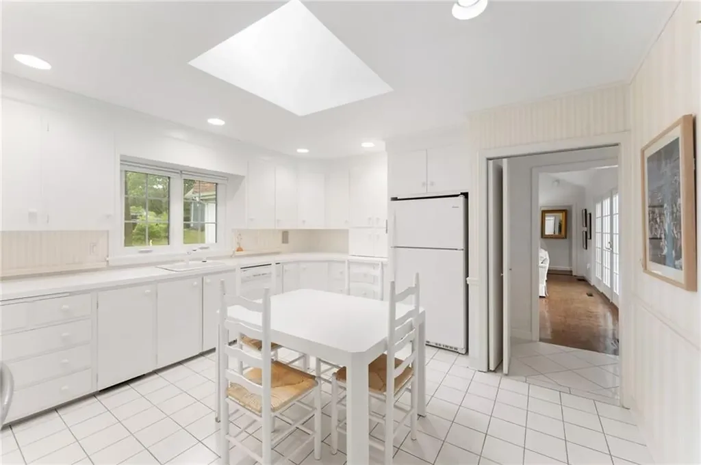 461 Narragansett Parkway Warwick RI 02888
