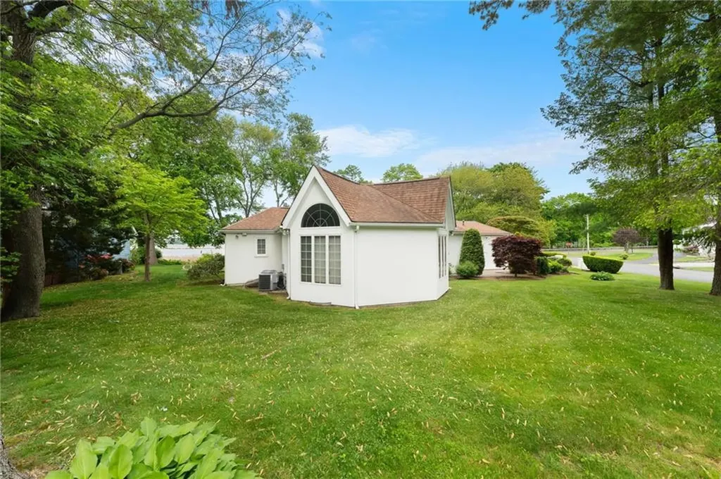 461 Narragansett Parkway Warwick RI 02888