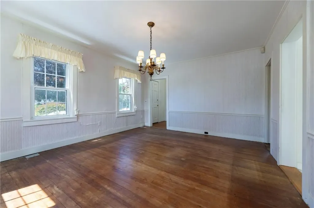 99 Central Street Narragansett RI 02882