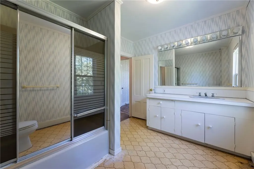 99 Central Street Narragansett RI 02882