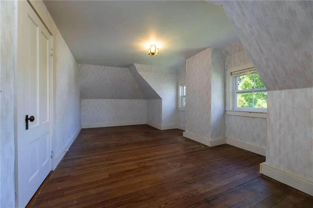 99 Central Street Narragansett RI 02882