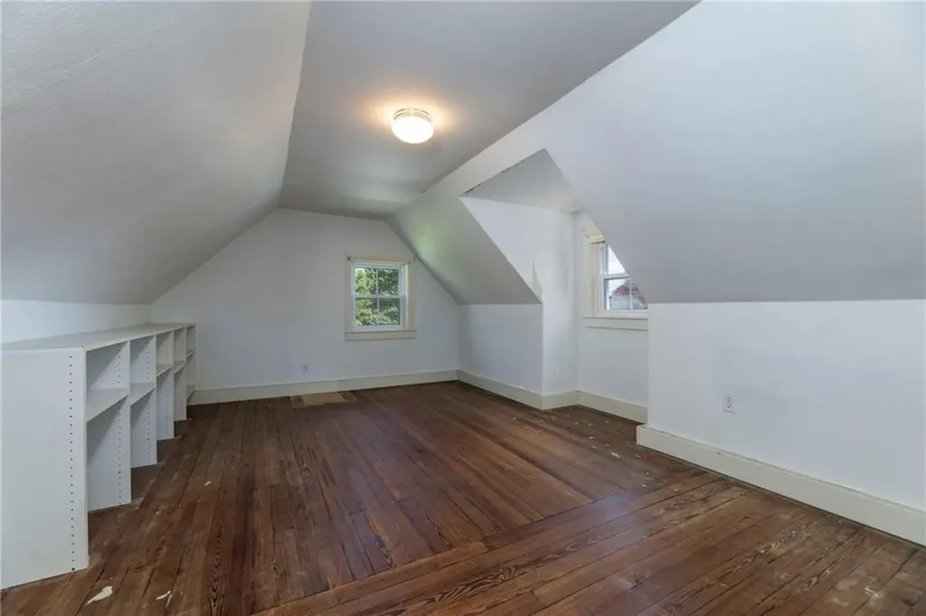 99 Central Street Narragansett RI 02882