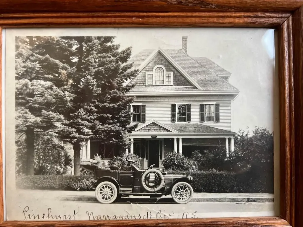 99 Central Street Narragansett RI 02882