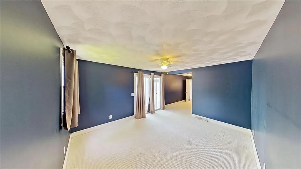 370 Ring Avenue Warwick RI 02888