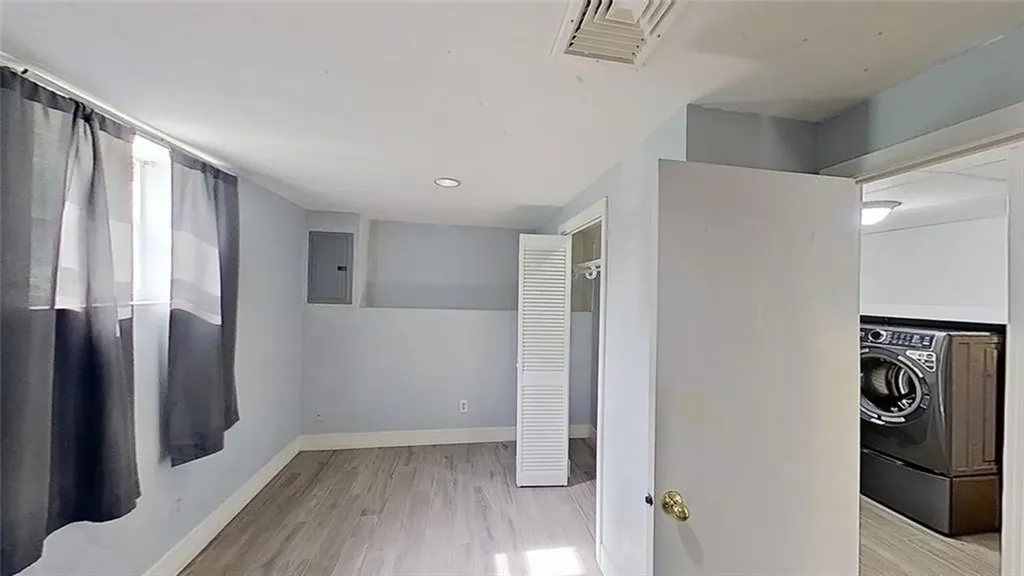 370 Ring Avenue Warwick RI 02888