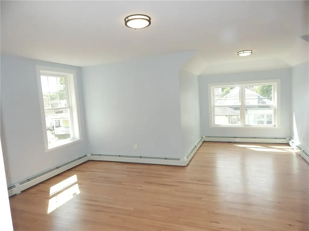 31 Carr Street Providence RI 02905