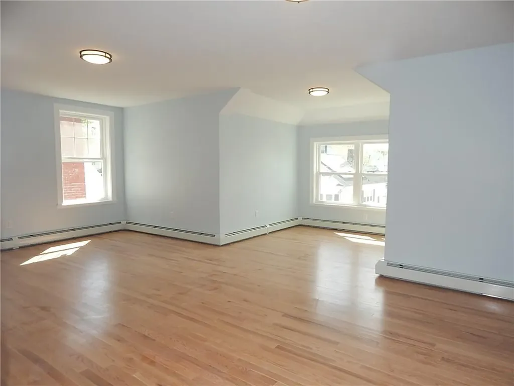 31 Carr Street Providence RI 02905