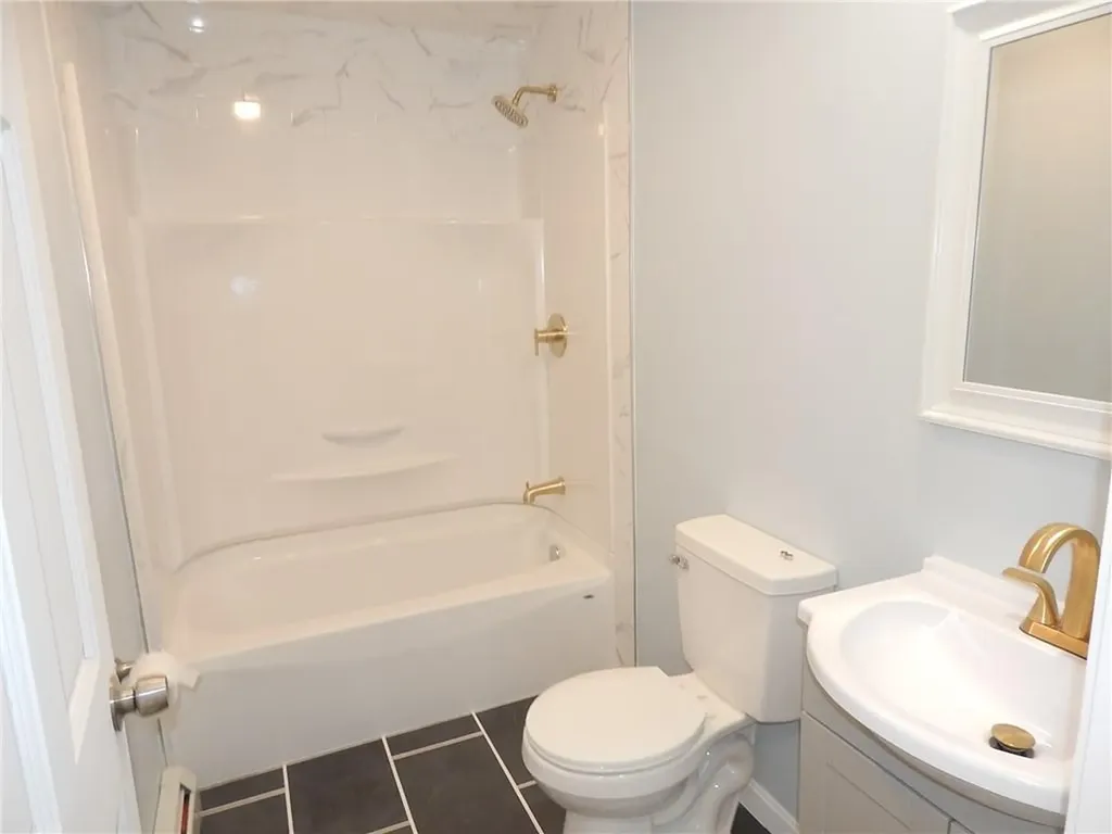 31 Carr Street Providence RI 02905