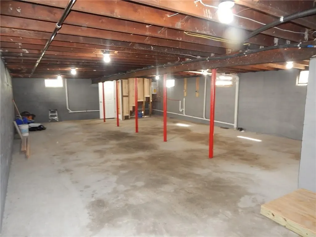 31 Carr Street Providence RI 02905