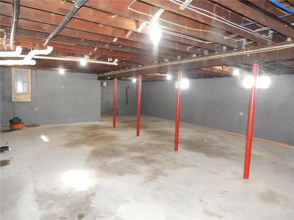 31 Carr Street Providence RI 02905