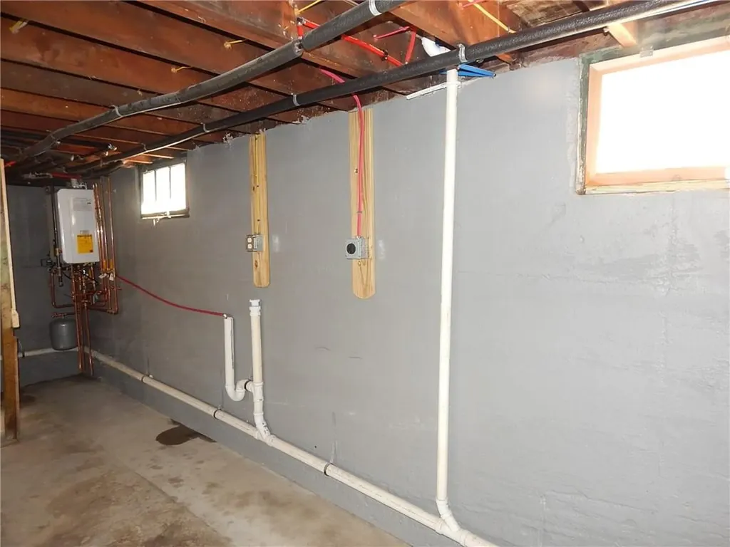 31 Carr Street Providence RI 02905