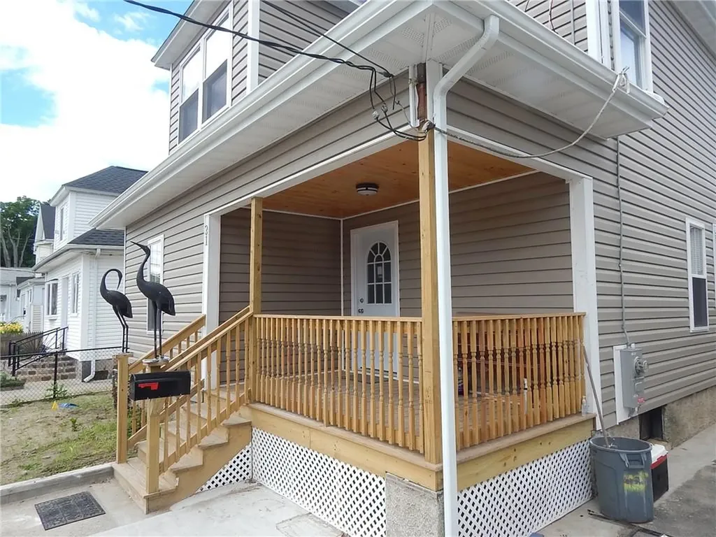 31 Carr Street Providence RI 02905