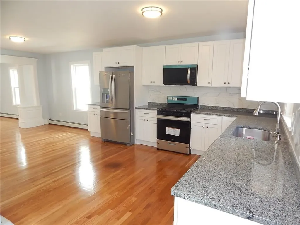 31 Carr Street Providence RI 02905